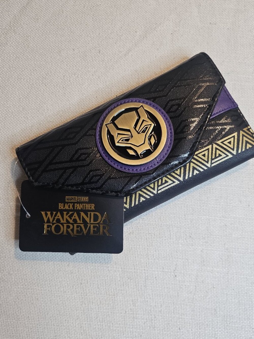Marvel Black Panther Wakanda Forever Women's Bi-Fold Wallet